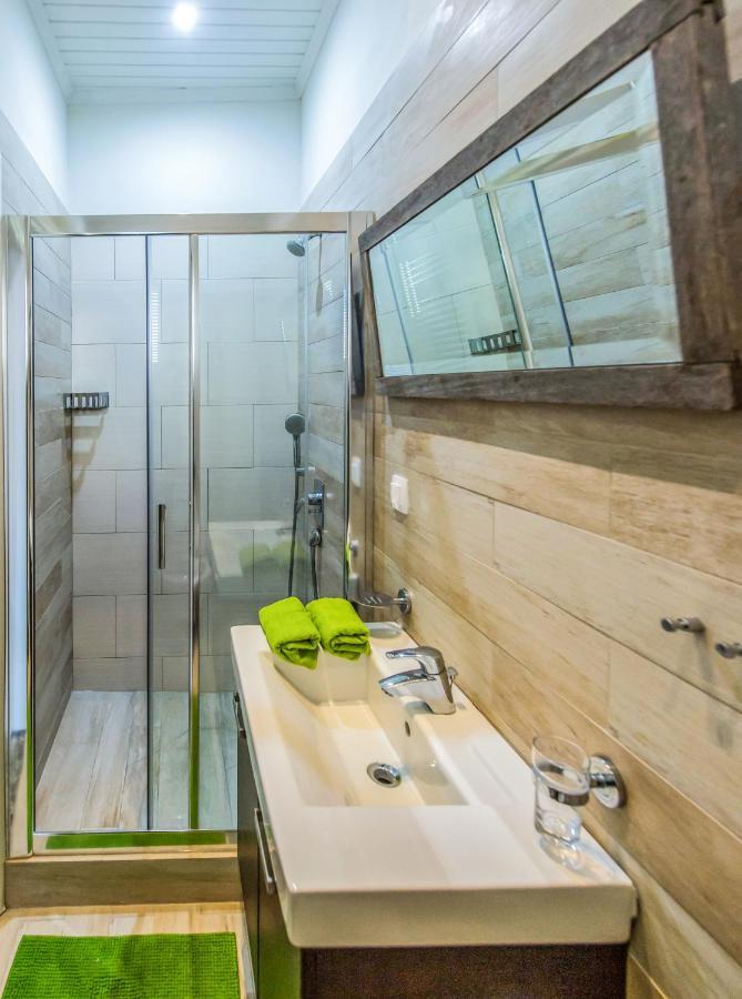 Greenhouse - Kalamata Mediterranean Villas Εξωτερικό φωτογραφία